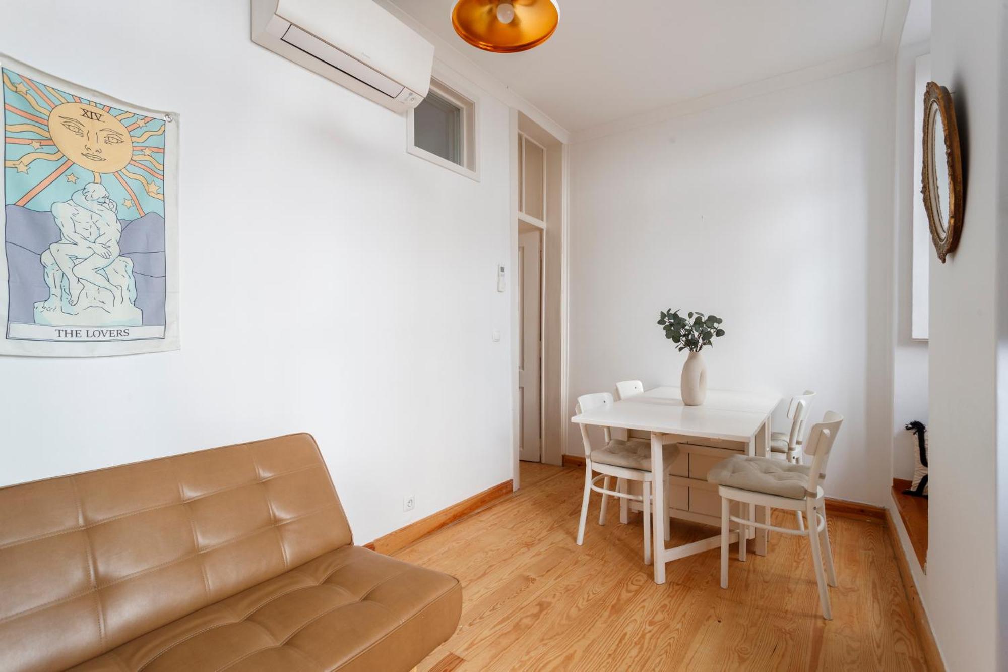 Bica Cozy Apartment Lisbona Esterno foto