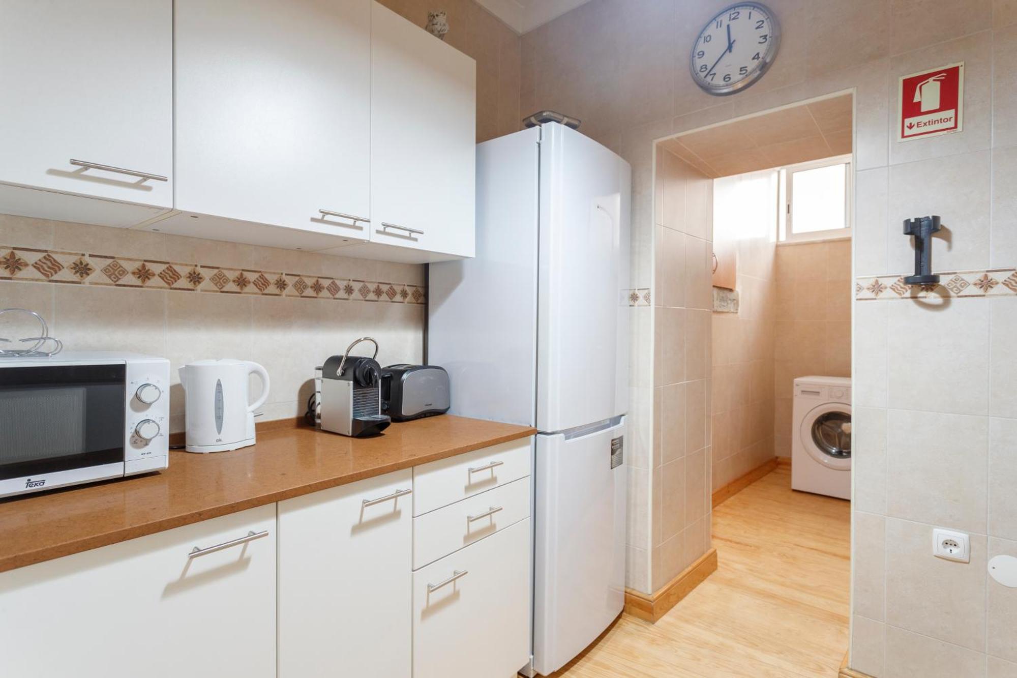 Bica Cozy Apartment Lisbona Esterno foto